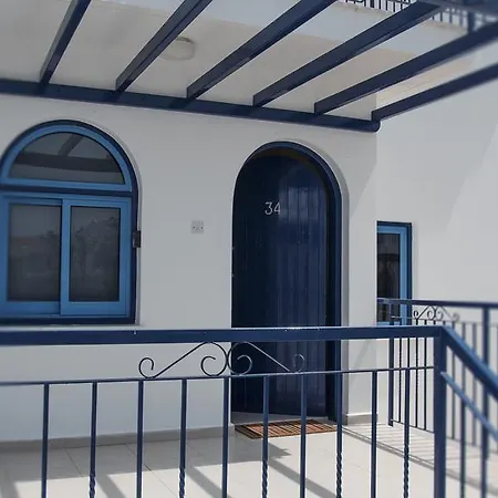 Akamas Holiday House *